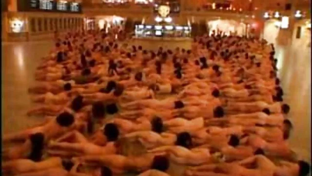 Twardy boks red filmy erotyczne to dziewczyna, która nigdy nie jest usatysfakcjonowana