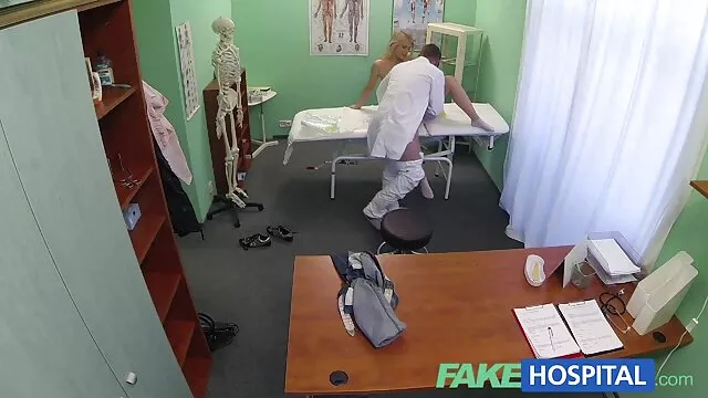 Gorące pijane darmowe filmy red tube dziewczyny palące kogut
