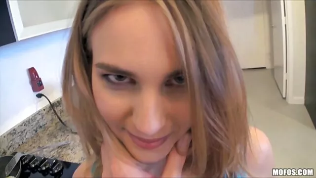 Pielęgniarka w red tube sex filmiki kuchni