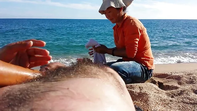 Lekarz Zrelaksuj retube filmy erotyczne się z pielęgniarką, która jest poważna
