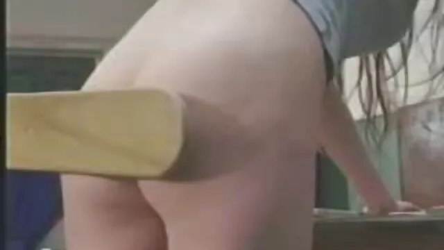 Zły stary darmowe filmy erotyczne red pies z palcem